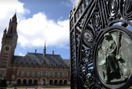 დევნილი ღმერთი