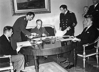 Подписание германо-эстонского и германо-латвийского договоров о ненападении в июле 1939.