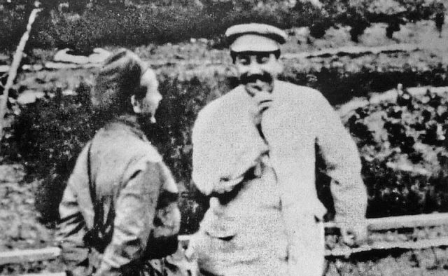 Товарищ Сталин во время отпуска в Сочи