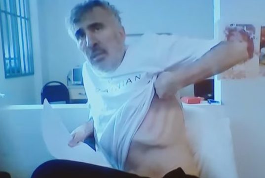 О многом не прошу: молю лишь, упокой, прими меня в свое сырое лоно! Так мрачен небосвод, распятый Сатаной, но тут обитель мой, и тьма его бездонна!