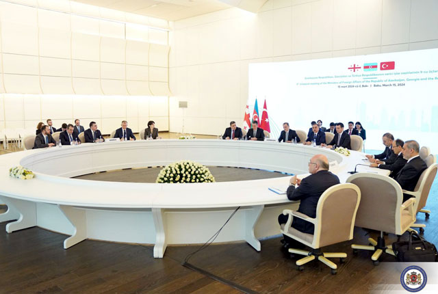 Что обсудил глава МИД Грузии Илья Дарчиашвили на встрече с коллегами из Азербайджана и Турции в Баку