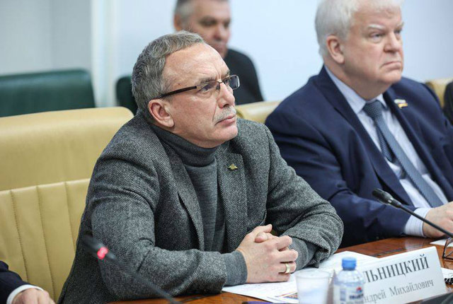 Советник Министра обороны предложил разработать и принять стратегию ментальной безопасности РФ