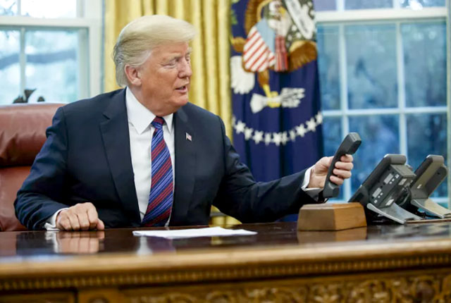 Президент США Дональд Трамп после телефонного разговора