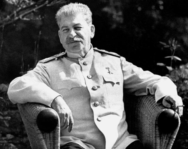 Председатель Совета народных комиссаров СССР и председатель Государственного комитета Обороны СССР, секретарь ЦК ВКП (б) Иосиф Сталин в Потсдаме