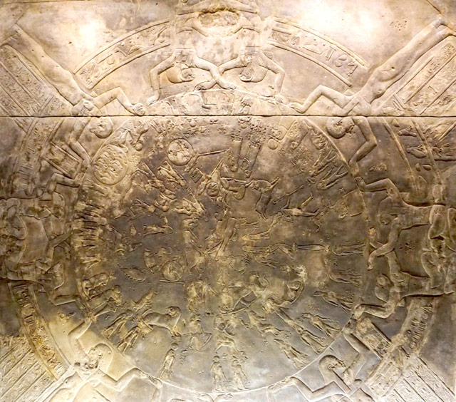 В Египте около Великой пирамиды Хеопса открыли крупнейший археологический музей мира