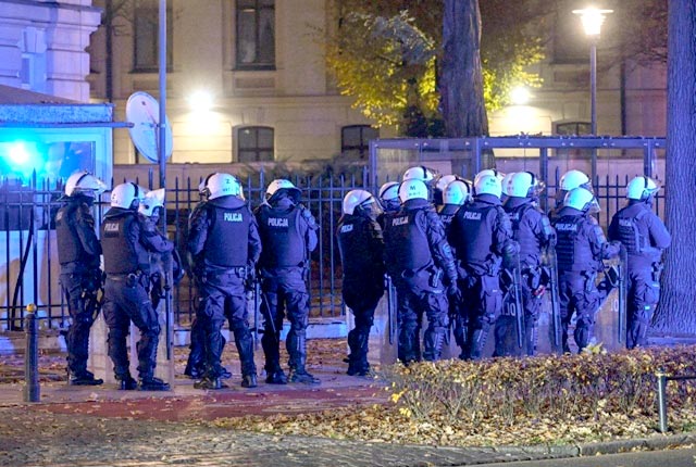 В Польше начался госпереворот и захват Конституционного суда