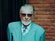 როდესაც სახალხო ხუმრობებში ერის წინგასახედი მინიშნებაა, ანუ ეროვნულ-სახალხო ამოგმინვა: “ნუ წახვალ, შვილო, ამერიკაში!”