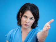 გერმანიის საგარეო საქმეთა მინისტრმა შეახსენა კიევს, რომ ნატოს იმედი არ უნდა ჰქონდეს