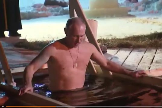 ცსს-ის დირექტორმა პუტინის ჯანმრთელობა შეაფასა და თავის ჭაღარაზე დაიჩივლა