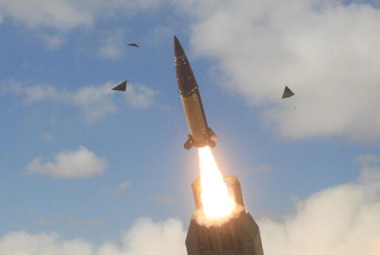 აშშ უკრაინას შორსმოქმედ რაკეტებს არ გადასცემს