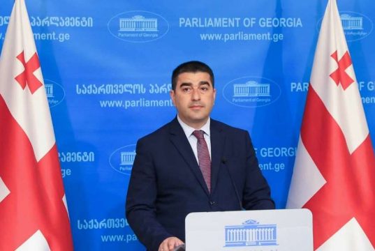 შალვა პაპუაშვილი: ოპოზიციის რადიკალურმა ნაწილმა საკითხებზე საპარლამენტო ფორმატში ერთობლივი მუშაობის ნაცვლად საკუთარი პარტიული ფორმატი შექმნა და სექტემბრიდან პოლიტიკურ რადიკალიზაციას და ქუჩის აქციებს აანონსებს