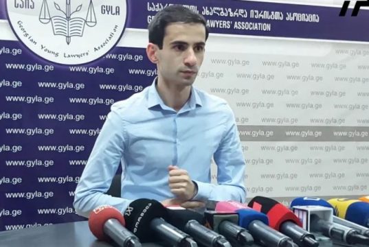 ნიკა სიმონიშვილის განცხადებით, 5 ივლისის საქმე გამოსაძიებლად გენპროკურატურის უნდა გადაეცეს და „სუს-ის მიერ ჩადენილი შესაძლო დანაშაულების“ გამოძიება მოხდეს