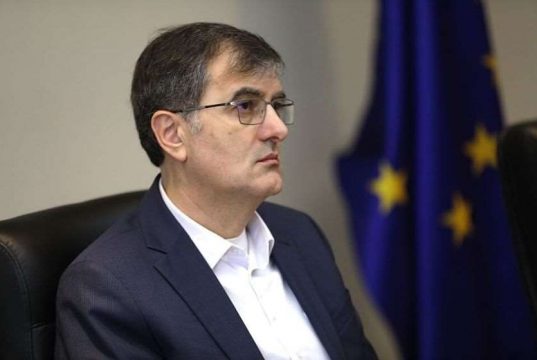 სოზარ სუბარი: კელი დეგნანი დაუპირისპირდა სახელმწიფო დეპარტამენტის პოზიციასაც კი, მათ 20 ივნისი პარლამენტში შეჭრის მცდელობად შეაფასეს, ელჩი კი იყენებს ტერმინს „გავრილოვის ღამე“, რომელიც პოპულარულია ოპოზიციაში