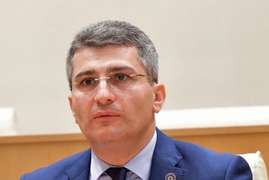 მამუკა მდინარაძე – ყველაზე დიდი შეცდომაა, თითქოს პოლიტიკიდან წასვლა-არ წასვლა რამე ფორმით არის დაკავშირებული მსჯავრდებულის მიერ მსჯავრის მოხდასთან, მსგავსი წარმოდგენები იყო 2012 წლამდე