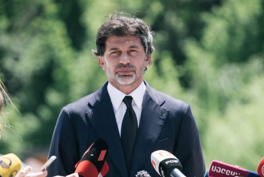 კახა კალაძე – პოლიტიკური დაძაბულობა ვისაც აქვს, ეს არის ოპოზიცია და კონკრეტულად „ნაციონალური მოძრაობა“, ვადამდელი არჩევნები არის ძალიან დიდი აბსურდი