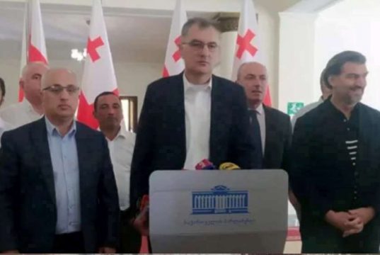 „ხალხის ძალა“: თუ საქართველოს ხელისუფლების ლიდერებს ომისკენ ადრე დახურულ კაბინეტებში მოუწოდებდნენ, ქალბატონი ფარკასი და უკრაინელი მაღალჩინოსნები ამგვარ მოწოდებებს ახლა უკვე საჯაროდ აკეთებენ