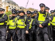 The Times: ბრიტანული პოლიცია ეკონომიკური კრიზისის გამო მასობრივი პროტესტისთვის ემზადება