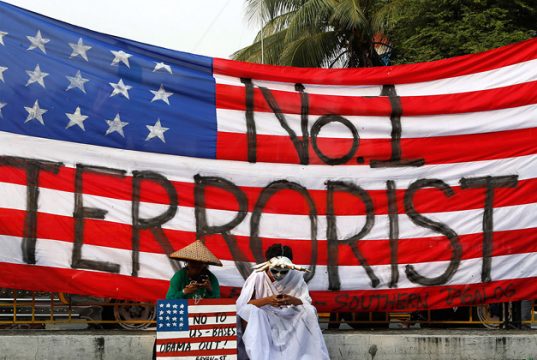 მოდი და, ნუ გაიცინებ…