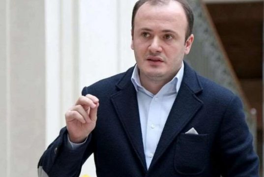 ირაკლი ზარქუა – არასამთავრობო სექტორში არის კლანი, მდიდარი „ენჯეოების“ გაერთიანება და ვისაც დაადებენ ხელს ის უნდა აირჩიოს ერმაც და ბერმაც, ასე არ გამოვა