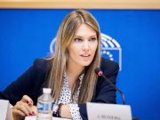 ევროპარლამენტის ვიცე-პრეზიდენტი ევა კაილი კორუფციის ბრალდებით დააკავეს