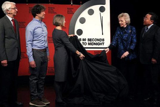 ამერიკელებო, ფრთხილად, რამე არ გამოგეპაროთ!