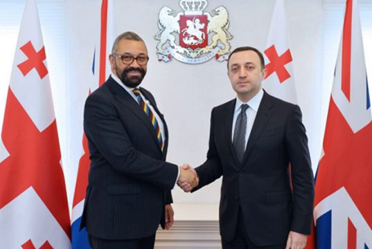 აქვს კი ბრიტანეთის საგარეო საქმეთა მინისტრს მორალური და პოლიტიკური უფლება, საქართველოს ევროკავშირში შესვლისკენ მოუწოდოს?