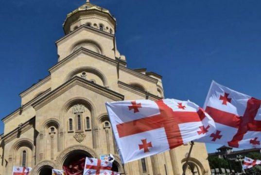 ხედავთ, სადამდე მივედით: გოგოს რომ უთხრა, გათხოვდიო, ბიჭს – ცოლი შეირთეო ან მხოლოდ საქართველოს დროშა გქონდეს აწეული, „ტეხავს“