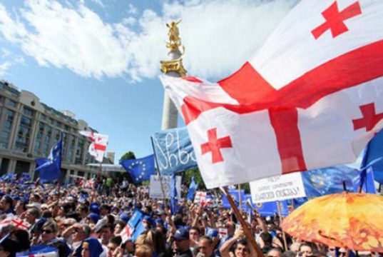 „მაიდანი“ და „ანტიმაიდანი“