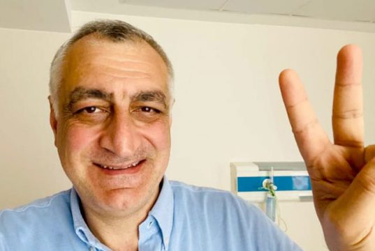 თვითკმაყოფილი ყეყეჩის აღიარება თვითკმაყოფილი ყეყეჩის აღიარება