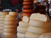 საქართველოში გასაყიდად გამოტანილი ყველი, ძირითადად, რძის ფხვნილისა და პალმის ზეთისგან დამზადებული მასაა, რომელიც ჯანმრთელობისთვის საზიანოა