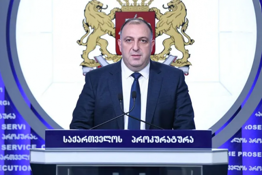 პროკურატურა – გამოძიება მუშაობს ვერსიაზე, რომლის მიხედვითაც გრიგოლ ლილუაშვილი თანამზრახველებთან ერთად უზრუნველყოფდა, რომ არ გამჟღავნებულიყო ოპოზიციური მედიის დამფინანსებელი თაღლითური „ქოლ-ცენტრების“ არსებობა