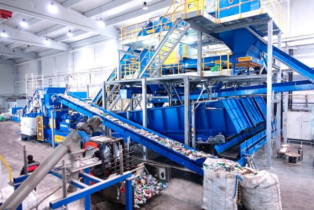 დროა, ქვეყანაში შეიქმნას სახელმწიფო საწარმოები, რომლებშიც ადამიანები იმუშავებენდა ღირსეული ხელფასს მიიღებენ