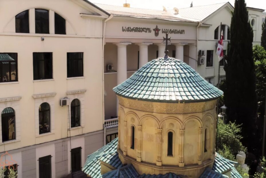 საქართველოს ეკლესიის მართვა-გამგეობის დებულებით, ახალი პატრიარქი ეკლესიის გაფართოებულმა კრებამ არაუგვიანეს ორი თვის ვადაში უნდა აირჩიოს