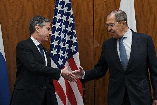Лавров и Блинкен провели переговоры по инициативе США, заявили в МИД