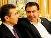 До полуночи осталось 100 секунд!