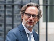 Представитель Германии Плетнер на встрече нормандских советников сказал, что ему пора гулять с собакой