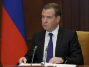 Медведев не исключил национализацию имущества лиц из США и ЕС в России в ответ на санкции