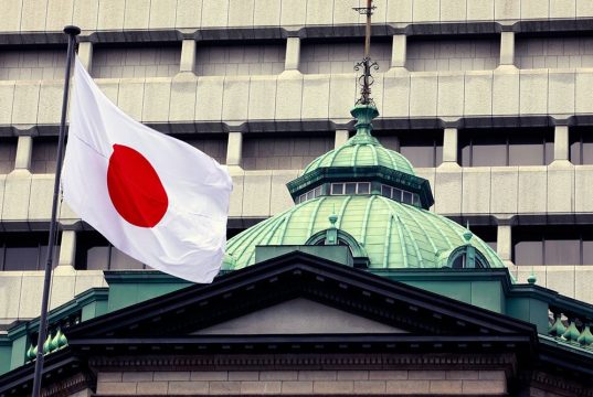 Премьер Японии выступил за создание нового мирового порядка