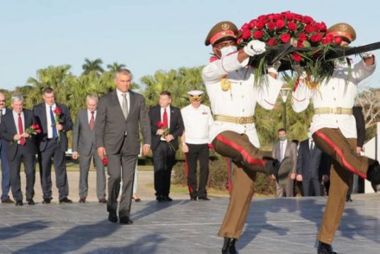 Куба и ОДКБ, карнавалы, Лула да Силва и путч в Перу: Латинcкая Америка за неделю