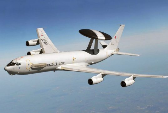 В районе Черного моря замечены не менее 10 самолетов НАТО: СМИ выяснили причину активности