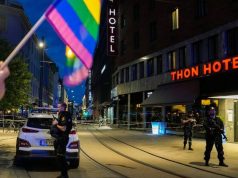 В центре Осло выходец и Ирана устроил стрельбу около гей-бара. Из-за этого в городе отменили ЛГБТ-парад