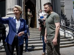 Язык, коррупция, суды. Какие требования выставила Еврокомиссия Украине вместе со статусом кандидата в члены ЕС