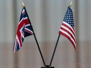 Guardian: главы ФБР и MI5 выступили с беспрецедентным совместным предупреждением об угрозе со стороны Китая