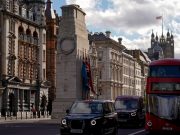 Daily Mail: деньги в трубу — британские ведомства потратили сотни тысяч на «унисекс»-туалеты