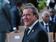 Жена Шредера раскрыла истинную цель его визита в Москву