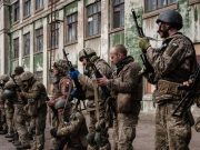 «Готовят украинцев к городским боям»: зачем США закупают для Киева бесшумные снайперские винтовки