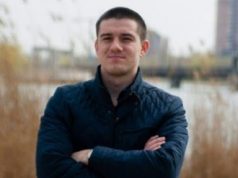ПРИБАЛТИКА ОПУСКАЕТ «ЖЕЛЕЗНЫЙ ЗАНАВЕС»
