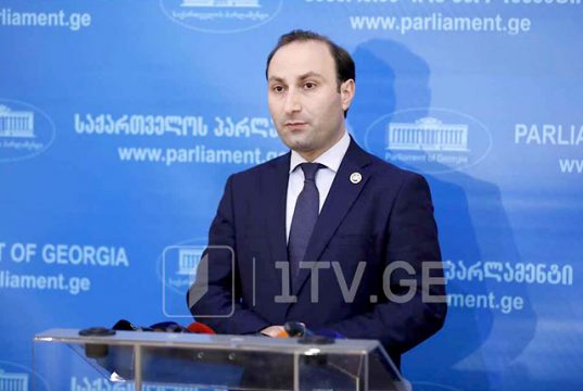 Анри Оханашвили о Саакашвили — юридическая сторона не рассматривает отсрочку приговора или освобождение из-за ухода человека из политики Анри Оханашвили
