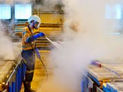 Кто выиграет от остановки заводов в Европе