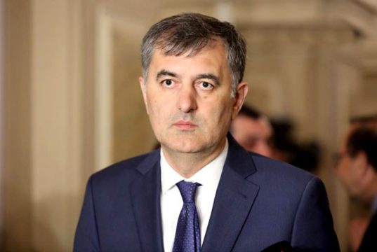 Созар Субари: Почему Подоляк убит горем из-за Саакашвили? Он сказал, что сегодня в Грузии нет правительства, которое бы ввязалось в войну, если бы там был Саакашвили, падали бы бомбы, это их цель Созар Субари
